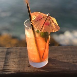 Meet your Posher, Cecile